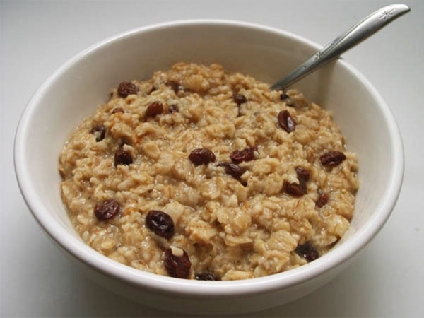 oatmeal with raisins